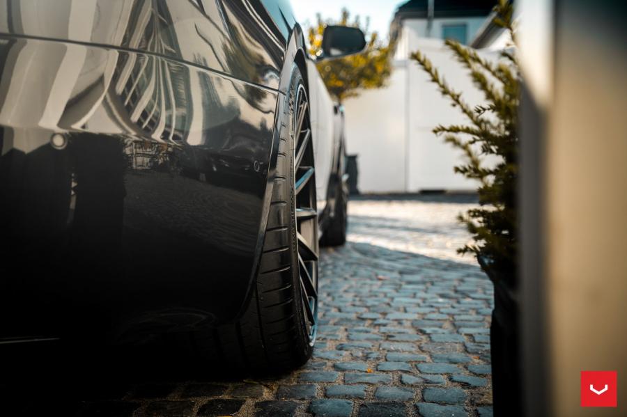 Детали экстерьера Tesla Model S on Vossen Wheels (VFS-2) 2018 года  (фото 41 из 43)